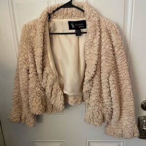 Sisters Outerwear Cream Beige Faux Fur Women’s Jacket Coat Medium